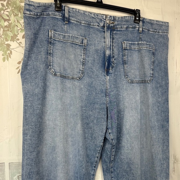 LC Lauren Conrad Womens Super High Rise Wide Leg Crop Denim Jeans Plus 26W NEW - Picture 2 of 15